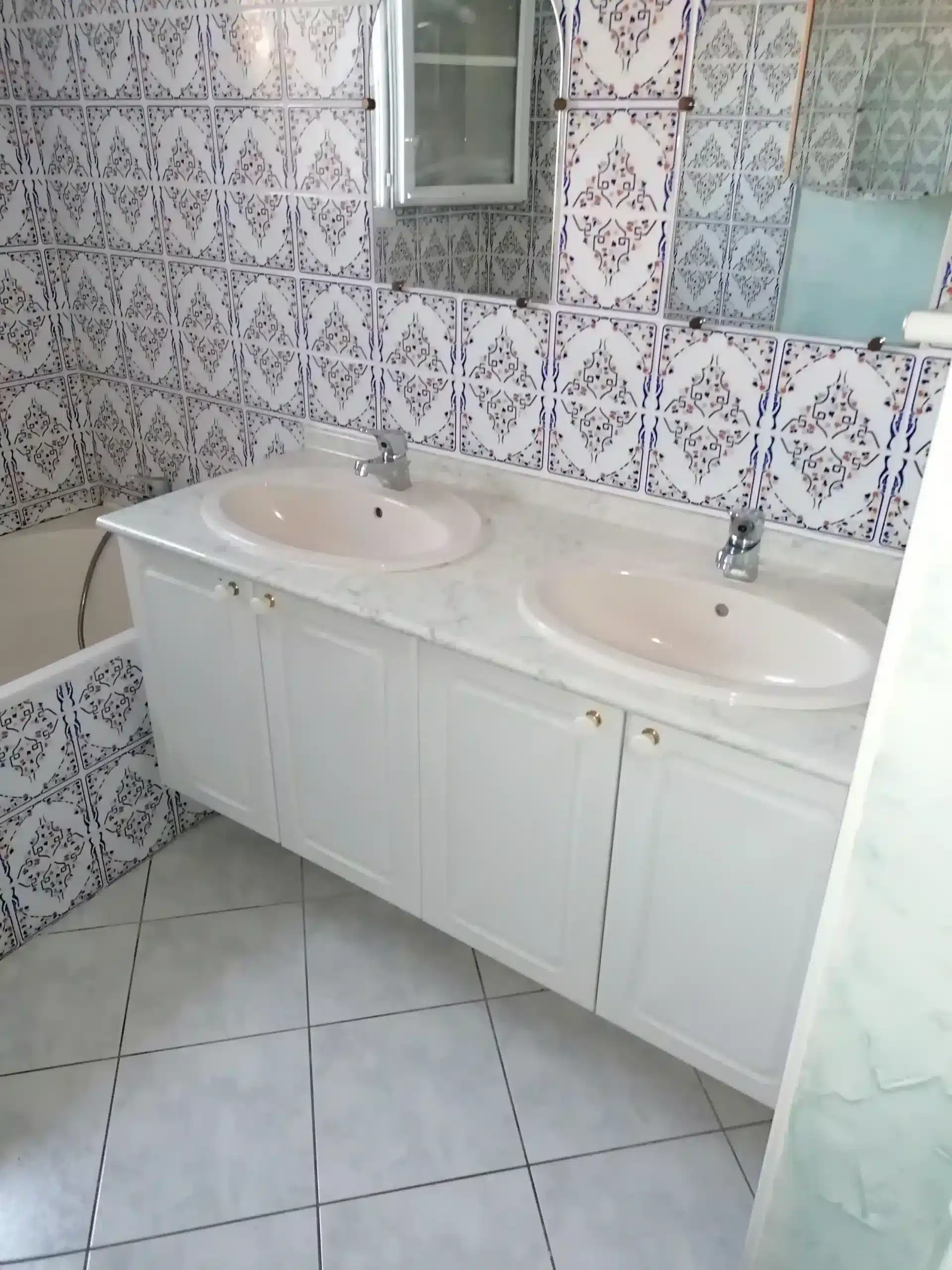 rénovation salle de bain avant les travaux à Rezé